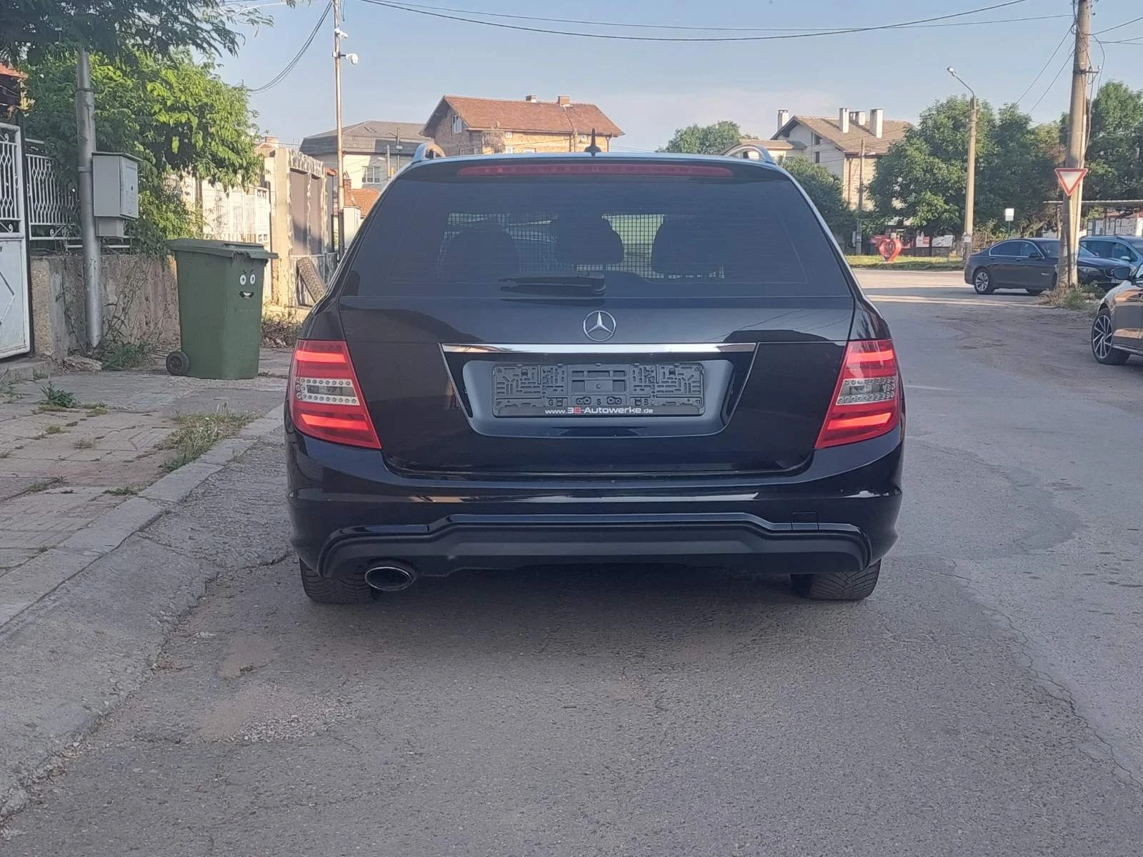 Mercedes-Benz C 200  AMG   - изображение 3