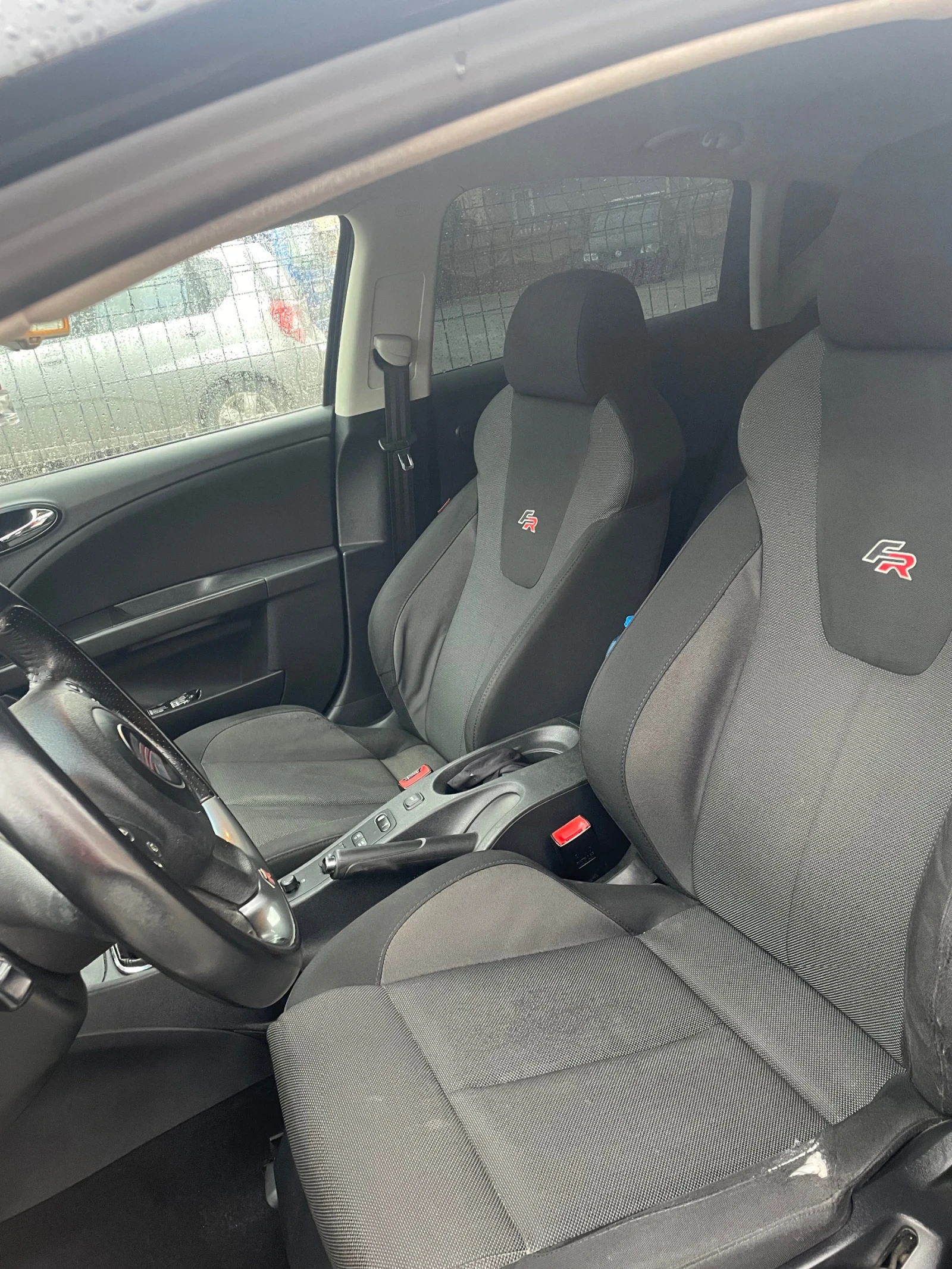 Seat Leon FR 2.0 TDI PD | Mobile.bg — изображение 11