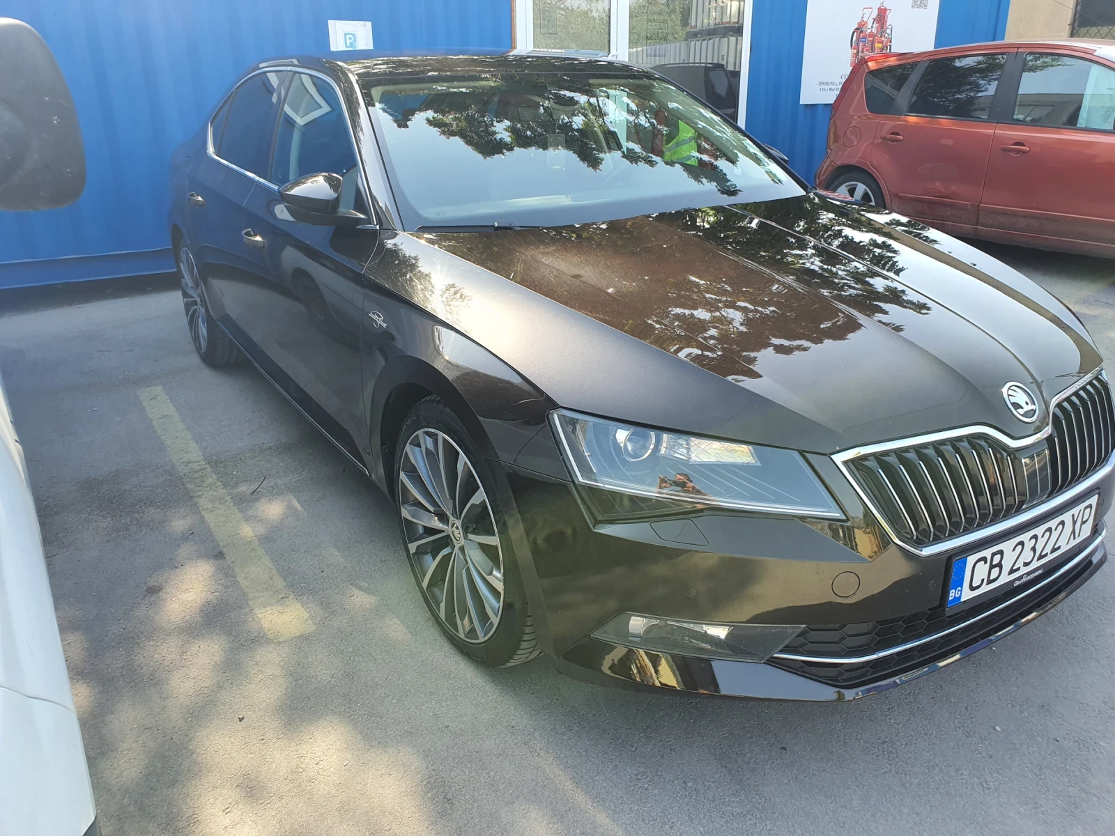 Skoda Superb Lauren end Klement - изображение 3