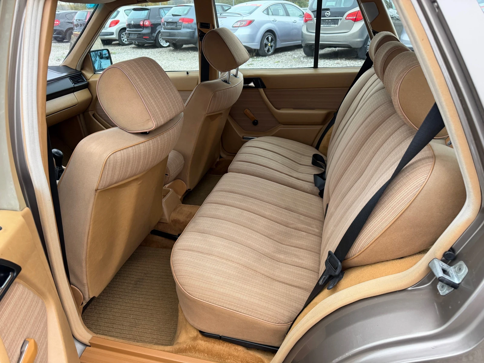 Mercedes-Benz 124 2.3i-150PS | Mobile.bg   11