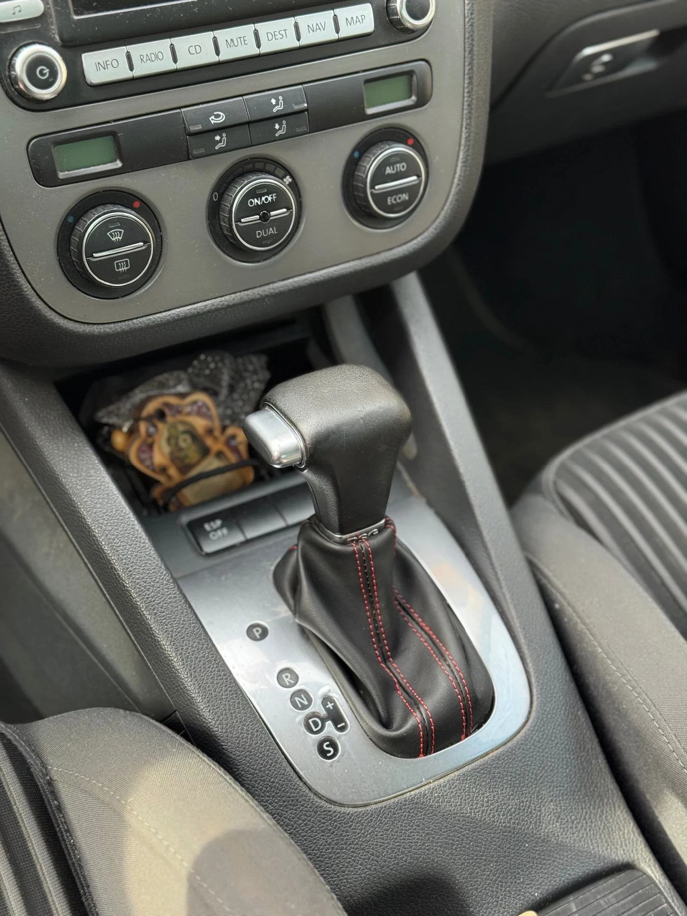 VW Golf Автоматик DSG - изображение 9