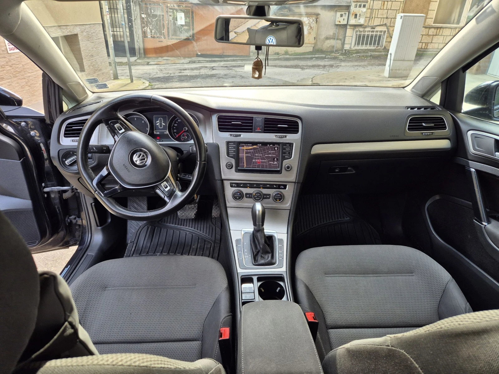 VW Golf 2.0 TDI DSG  | Mobile.bg   9