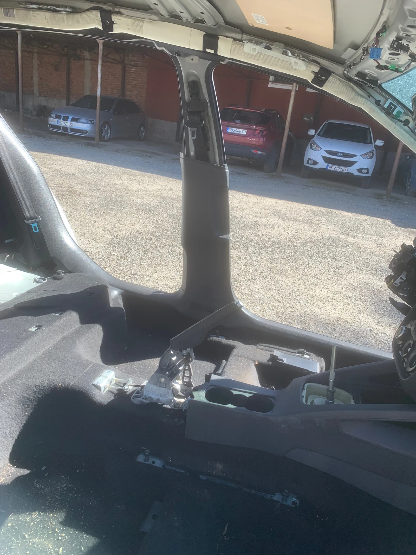 VW Golf 1.9 TDI BRU на части, снимка 11 - Автомобили и джипове - 53428625