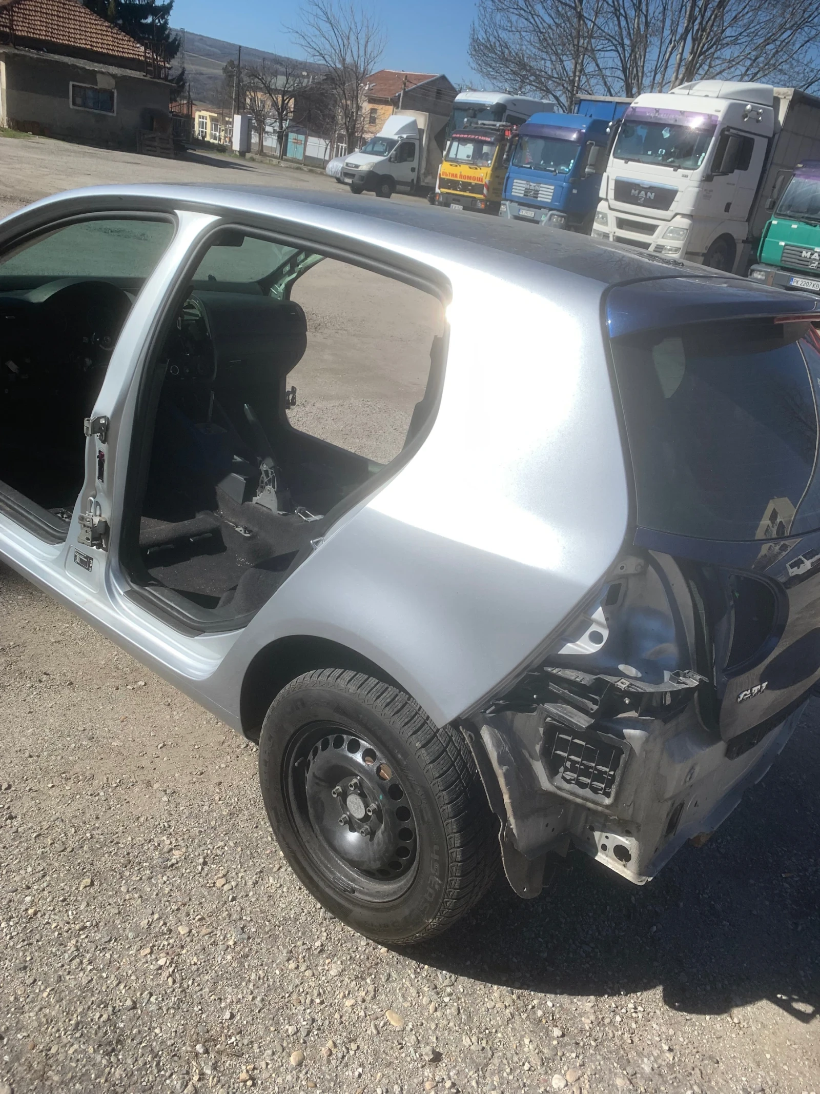 VW Golf 1.9 TDI BRU на части, снимка 2 - Автомобили и джипове - 53428625