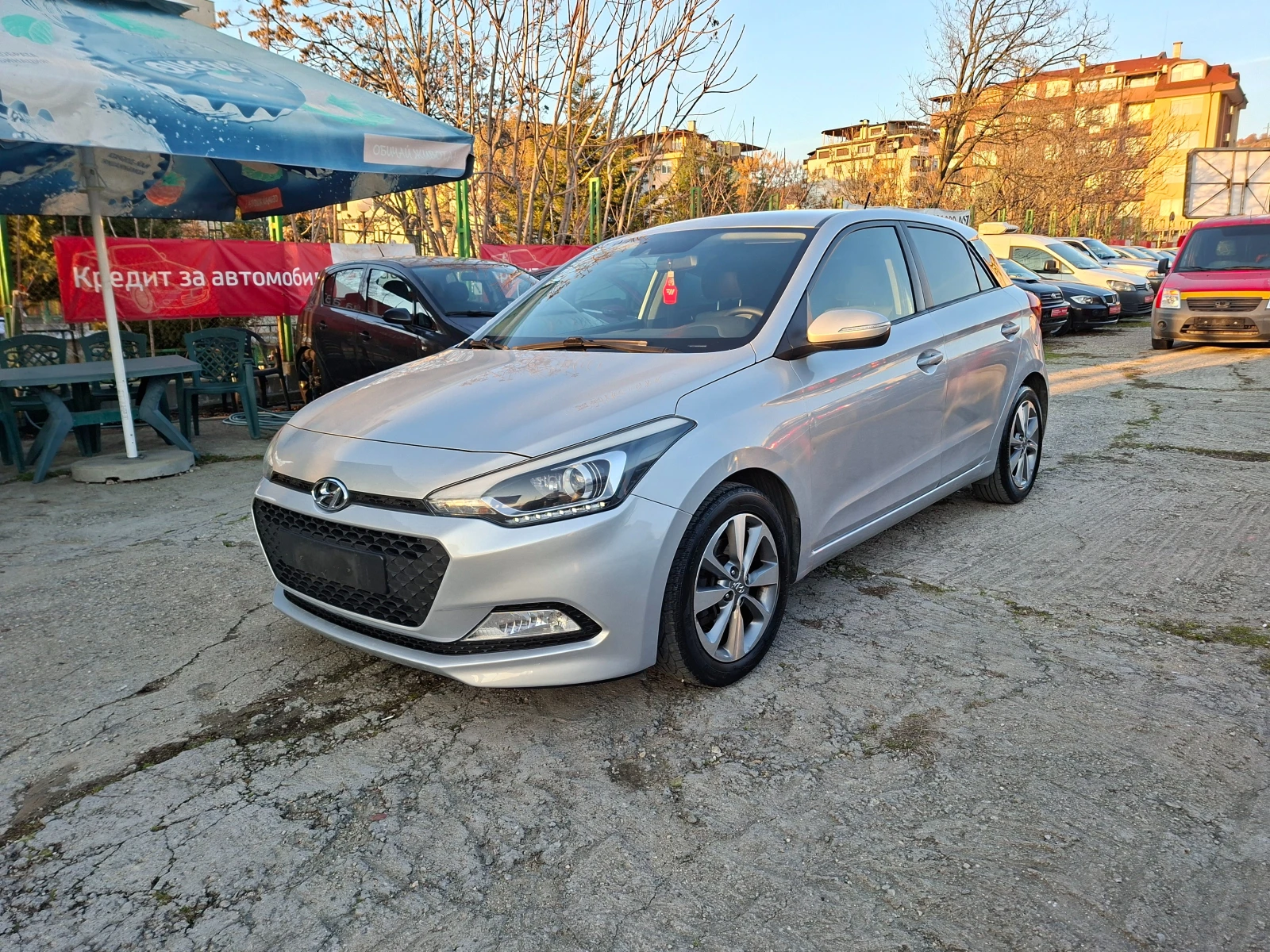 Hyundai I20 1.1CRDI* 6-Speed* , снимка 2 - Автомобили и джипове - 53737946