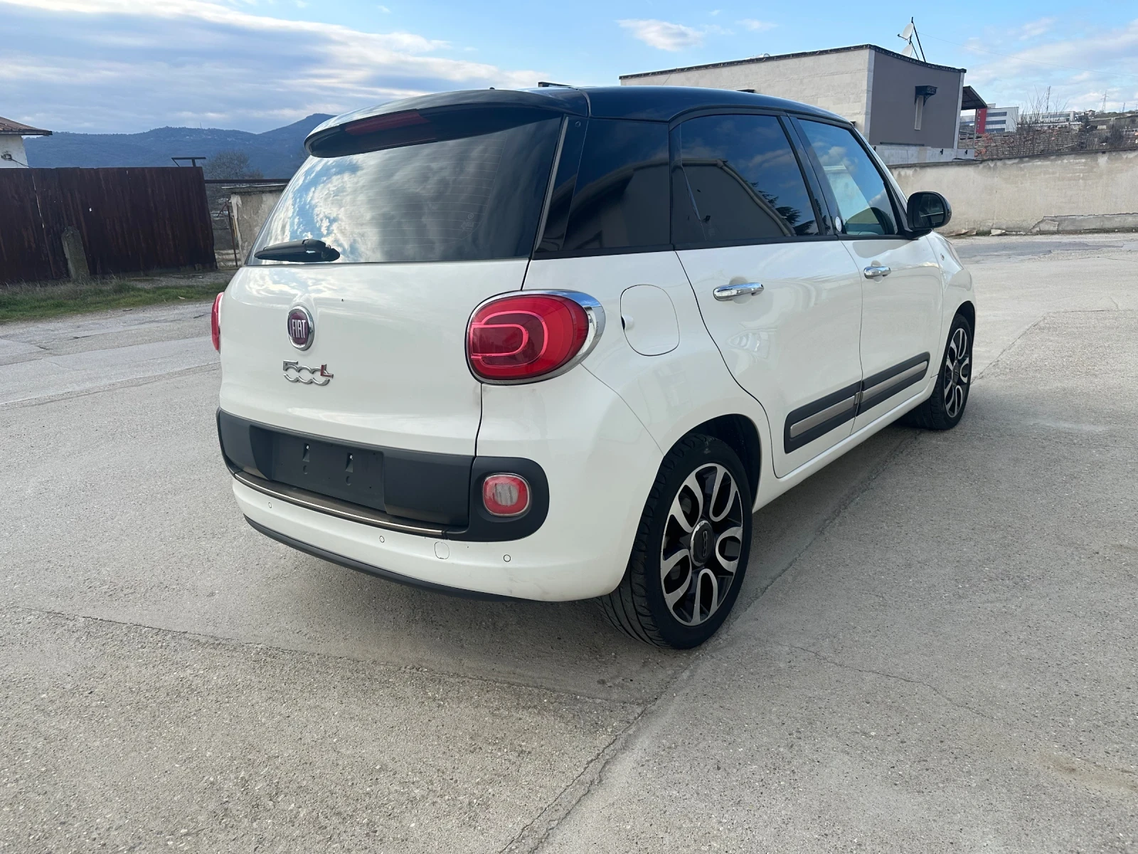 Fiat 500L 1.3 JTD, снимка 10 - Автомобили и джипове - 53870908