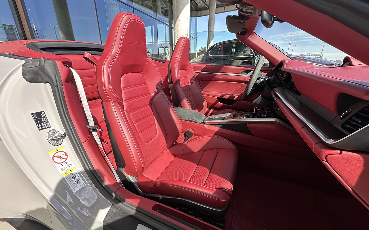 Porsche 911 Turbo S Cabrio, снимка 7 - Автомобили и джипове - 53869221