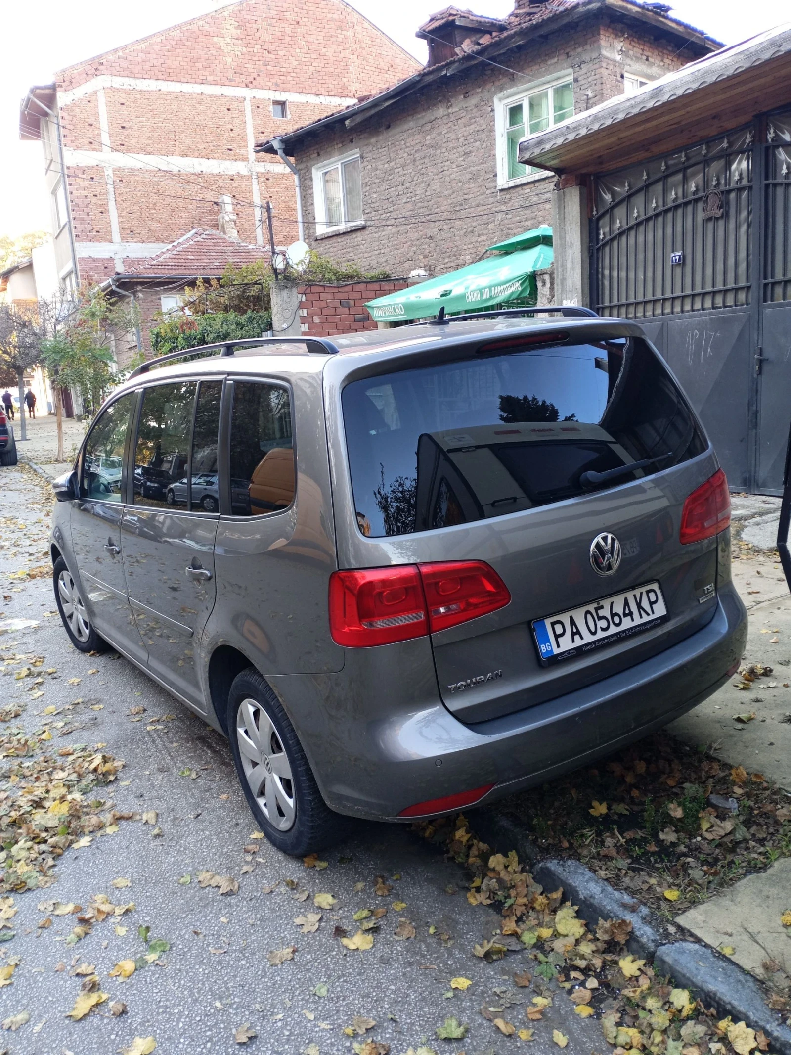 VW Touran, снимка 5 - Автомобили и джипове - 53914620