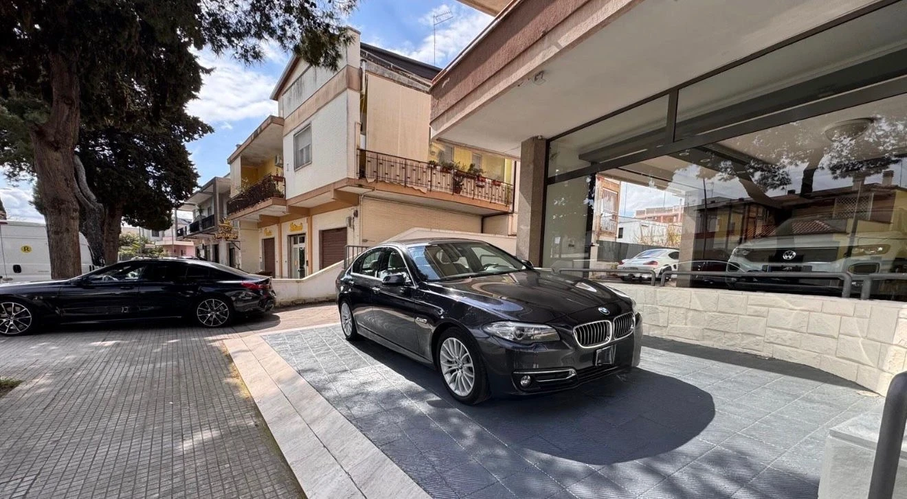BMW 520 20d Luxury, снимка 6 - Автомобили и джипове - 53962573