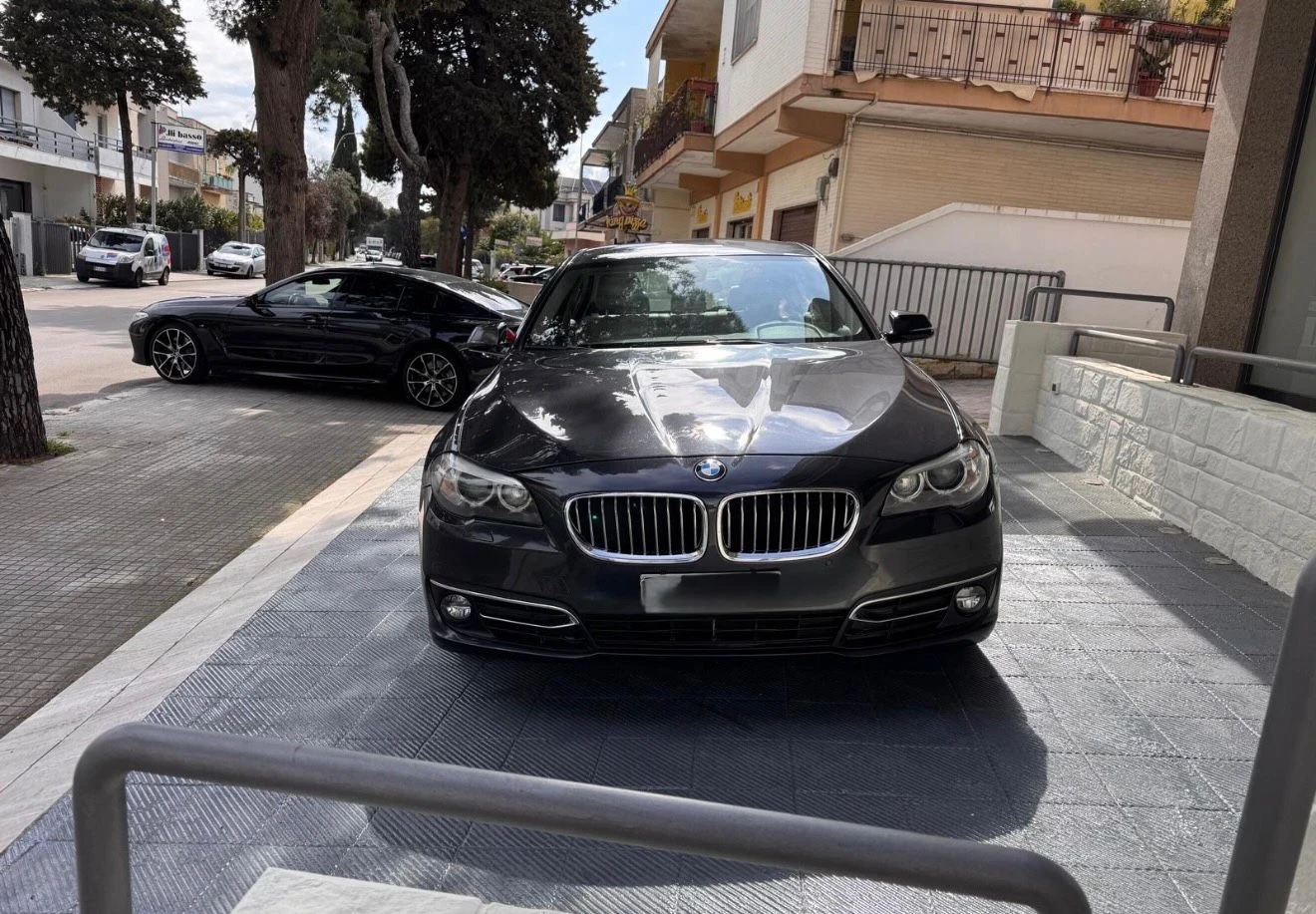 BMW 520 20d Luxury, снимка 4 - Автомобили и джипове - 53962573