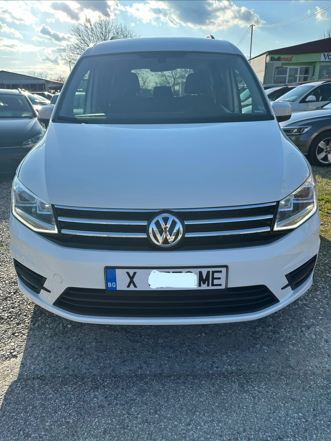 VW Caddy 2.0TDI 4MOTION, снимка 2 - Автомобили и джипове - 54101536