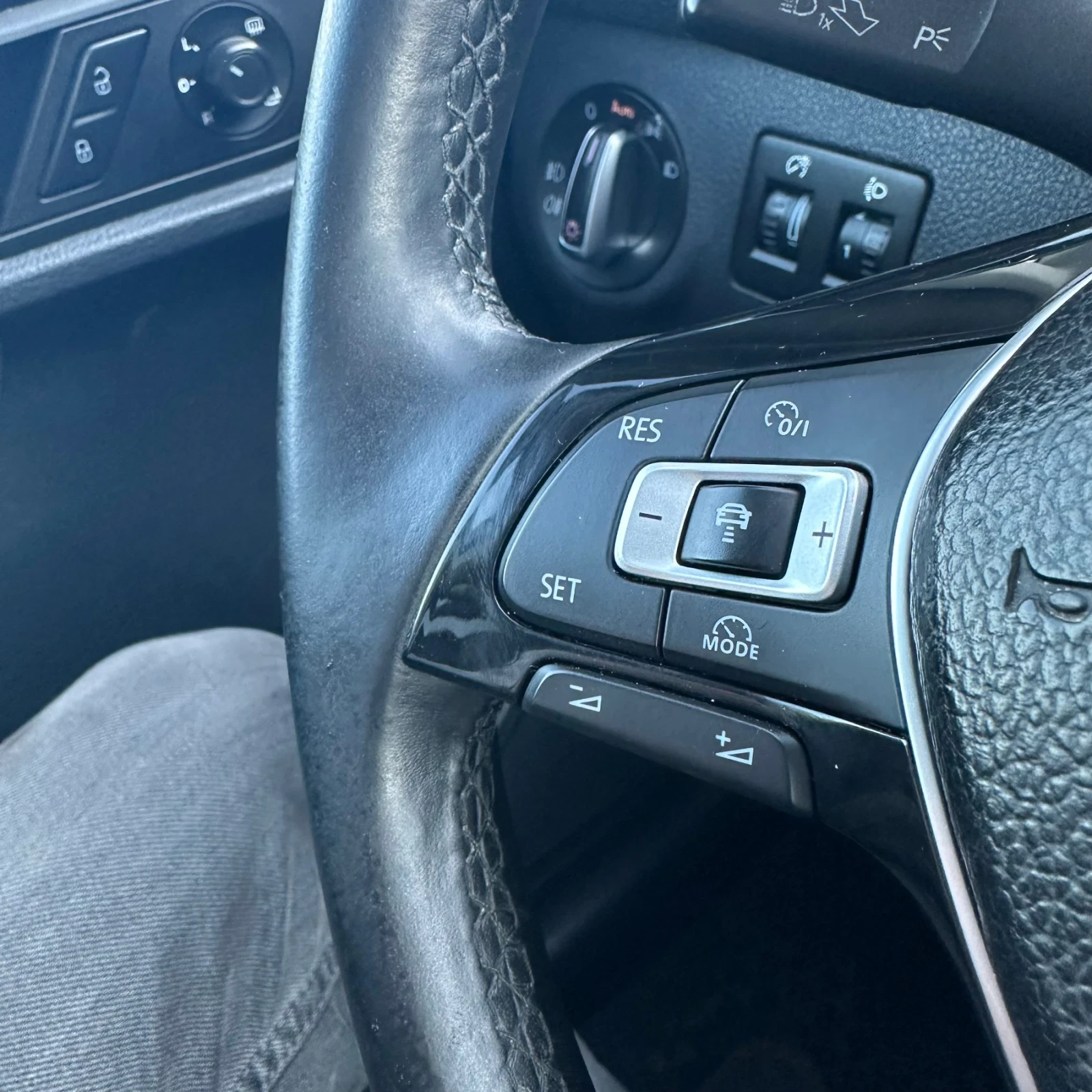 VW Caddy 2.0TDI 4MOTION, снимка 11 - Автомобили и джипове - 54101536