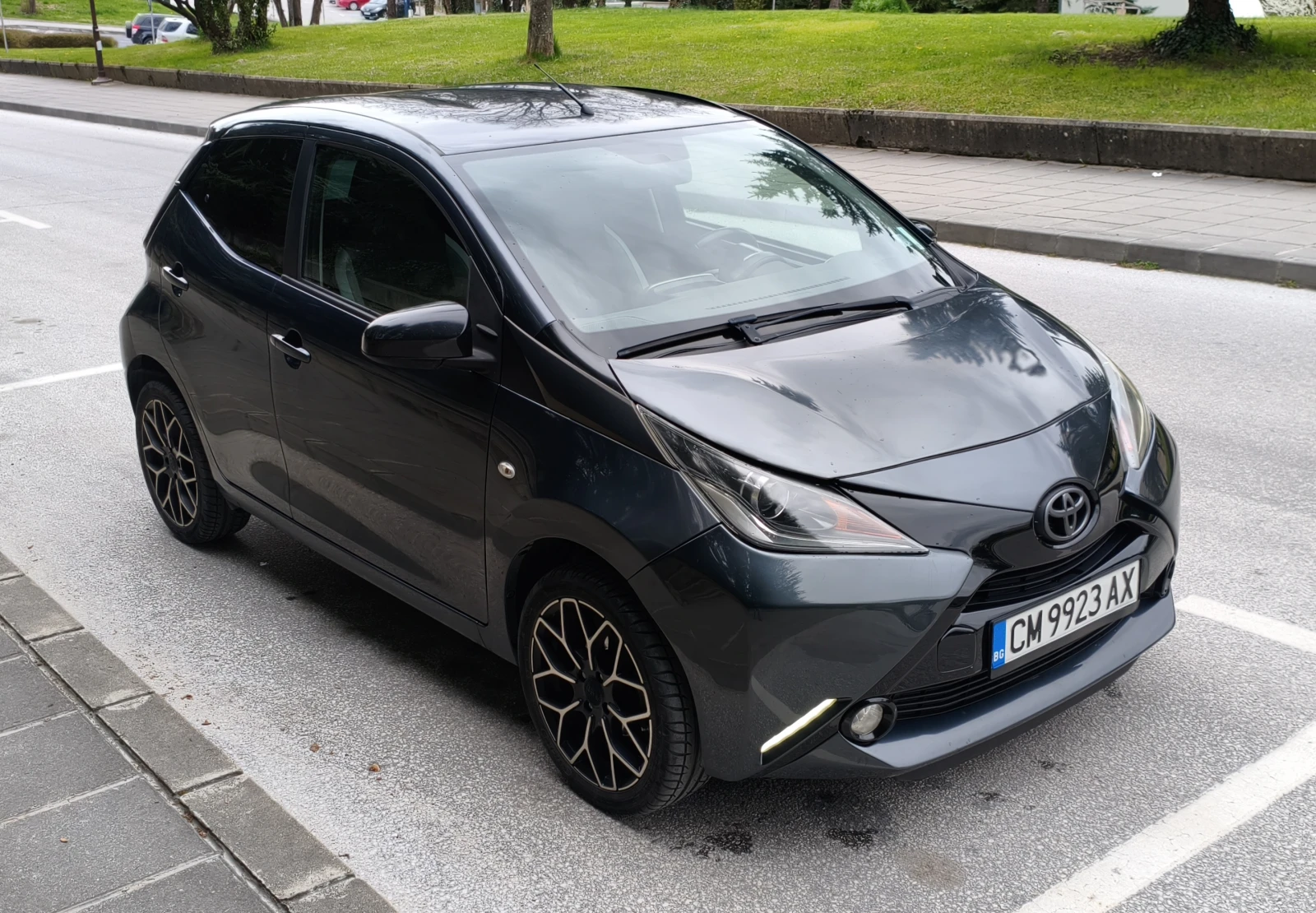 Toyota Aygo, снимка 3 - Автомобили и джипове - 54206357