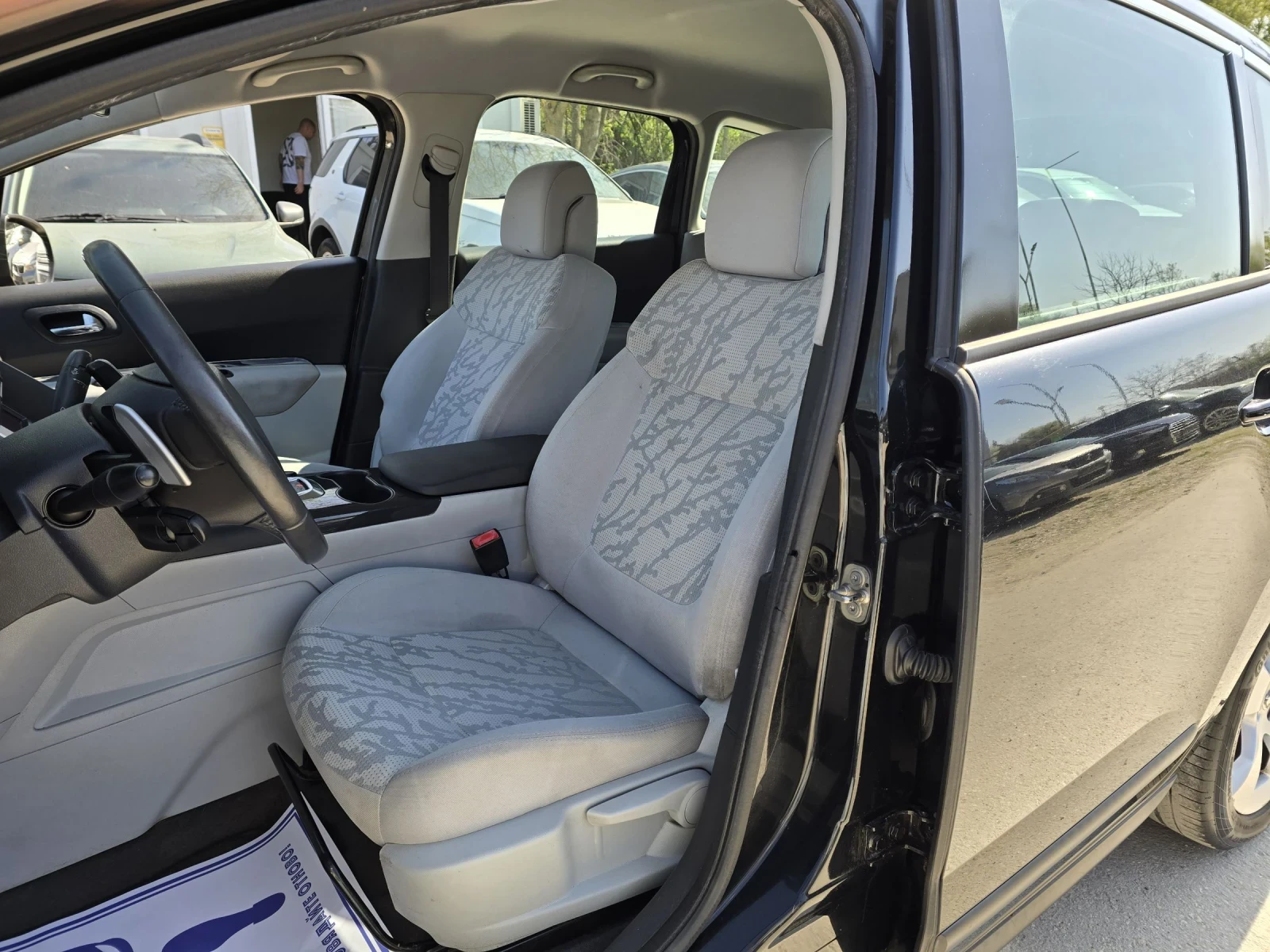 Peugeot 3008 1.6hdi 112к.с Business , снимка 10 - Автомобили и джипове - 54228810