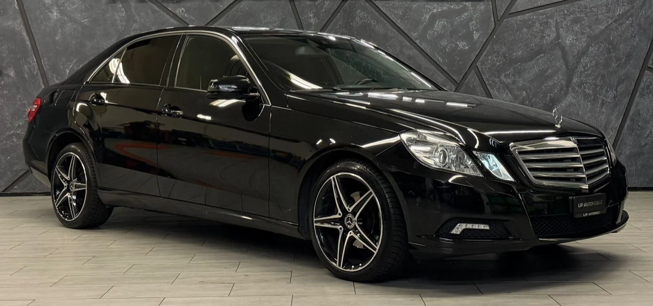 Mercedes-Benz E 220, снимка 3 - Автомобили и джипове - 54423922