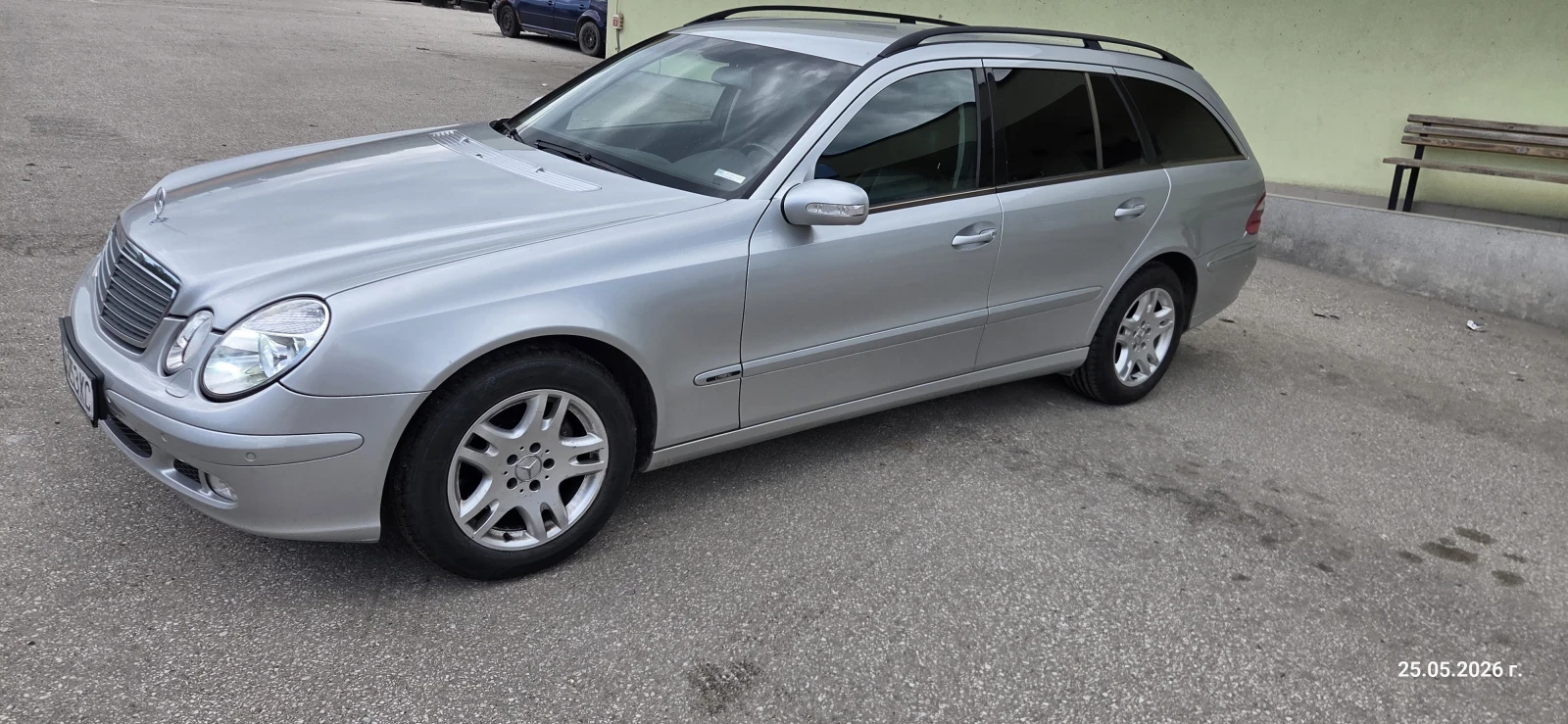 Mercedes-Benz E 320 Classic , снимка 6 - Автомобили и джипове - 54668484