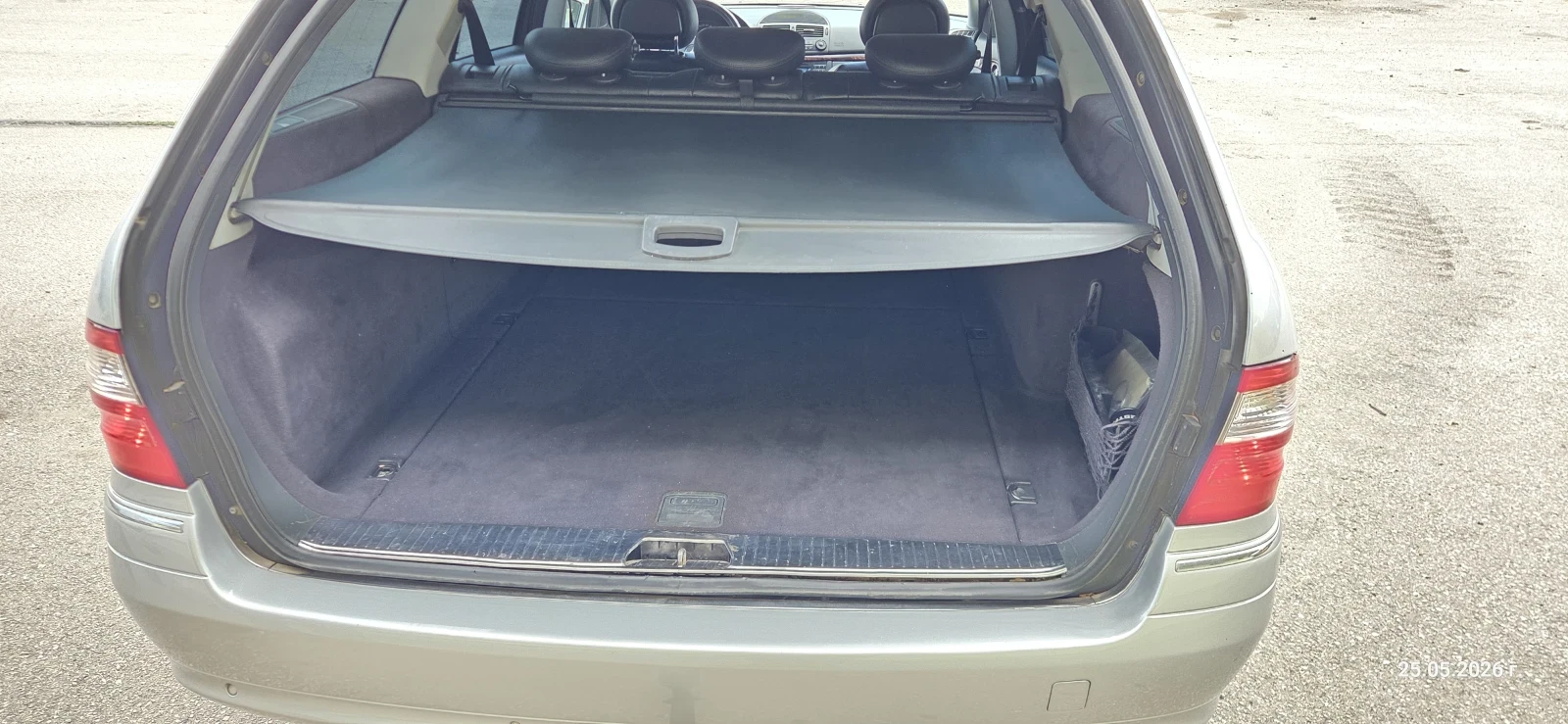 Mercedes-Benz E 320 Classic , снимка 11 - Автомобили и джипове - 54668484