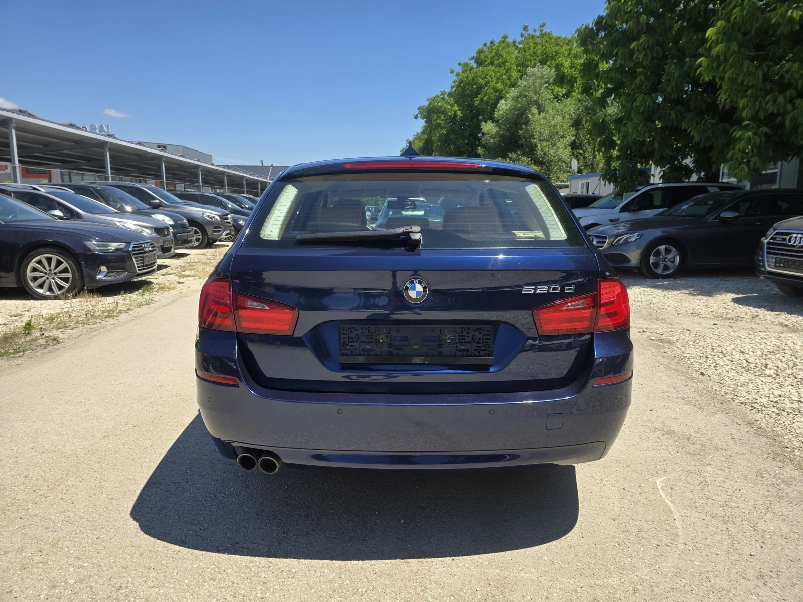 BMW 520 D 184к.с M-Pack Топ състояние , снимка 6 - Автомобили и джипове - 54912465