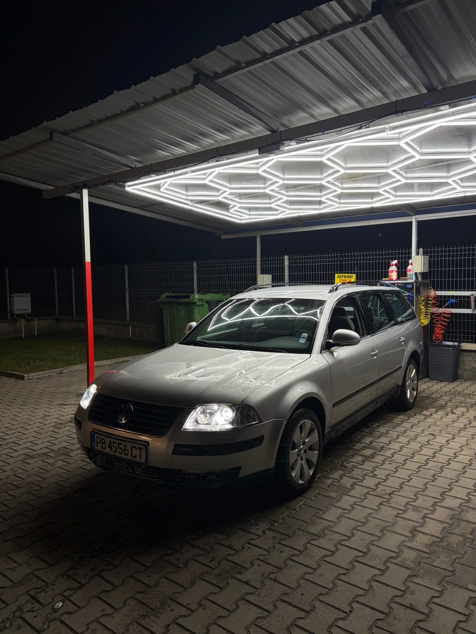 VW Passat, снимка 11 - Автомобили и джипове - 55108757
