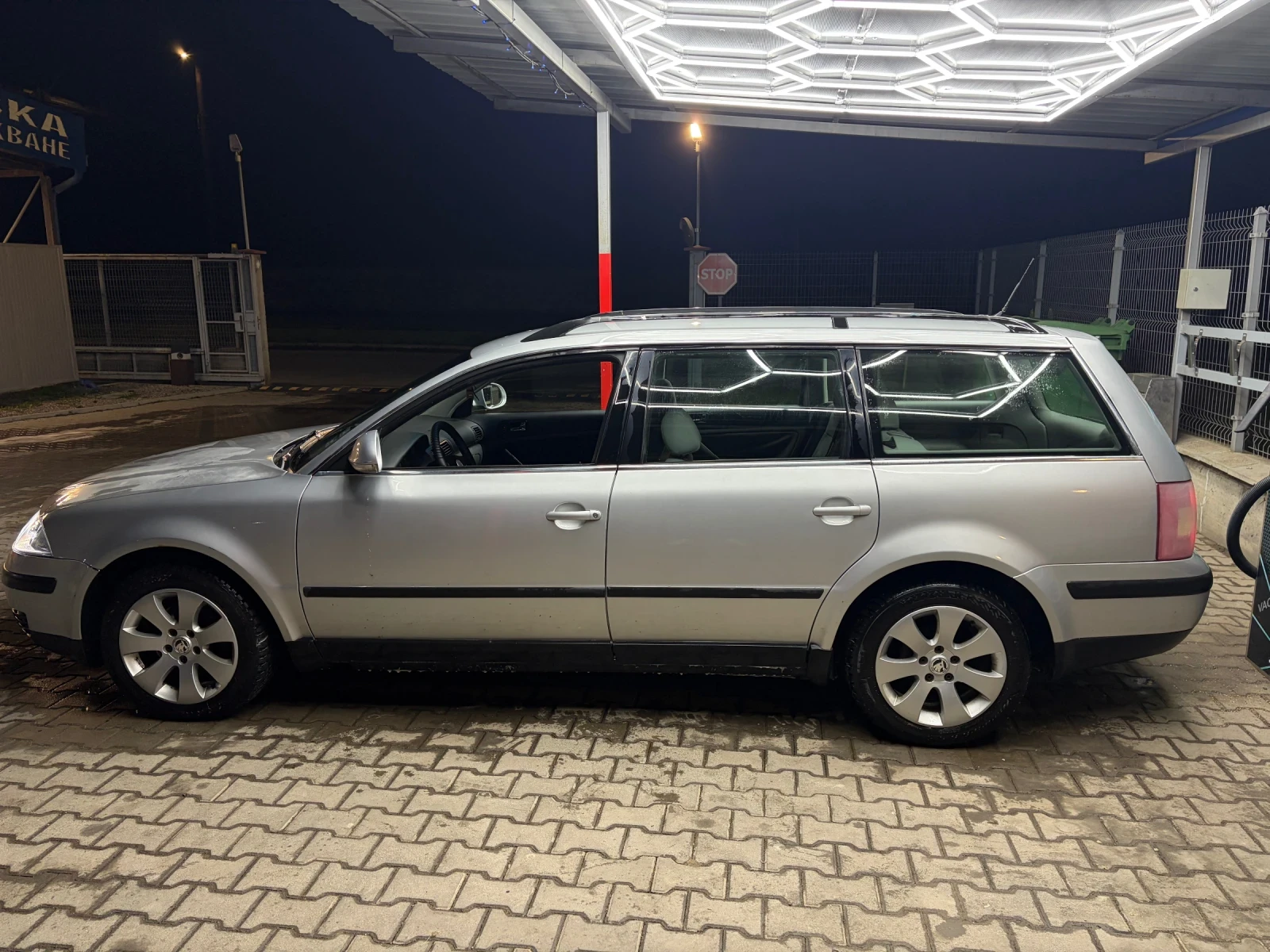 VW Passat, снимка 8 - Автомобили и джипове - 55108757