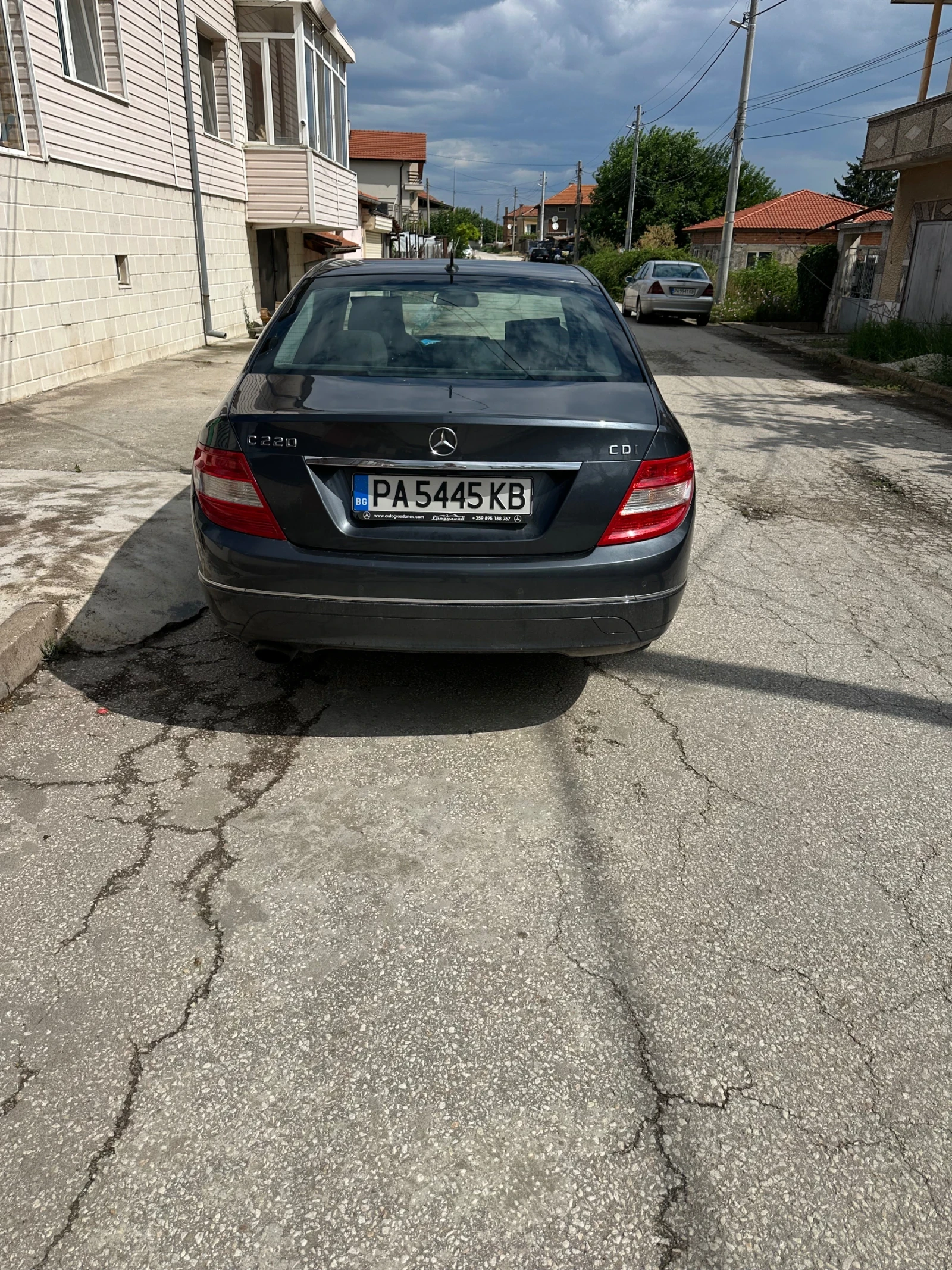 Mercedes-Benz C 220, снимка 7 - Автомобили и джипове - 55216913