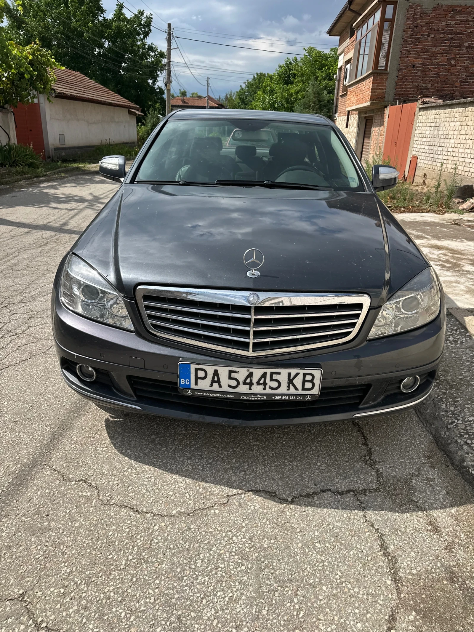 Mercedes-Benz C 220, снимка 6 - Автомобили и джипове - 55216913