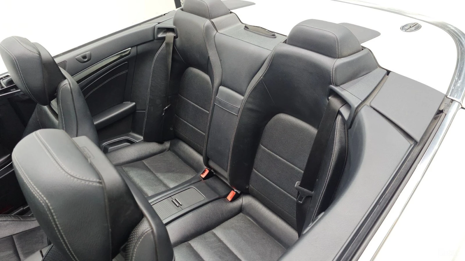 Mercedes-Benz E 200 Cabriolet* КОЖА* НАВИ* КАМЕРА, снимка 10 - Автомобили и джипове - 55422049