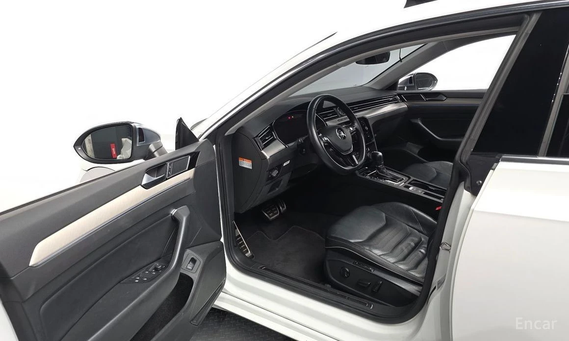 VW Arteon, снимка 10 - Автомобили и джипове - 55754555
