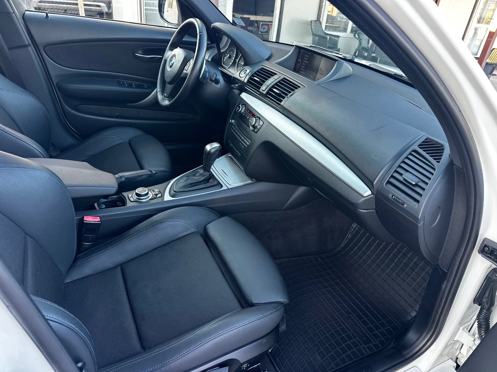BMW 123 D 204�.�* M-pack* Edition* ������� ������ | Mobile.bg � ����������� 9