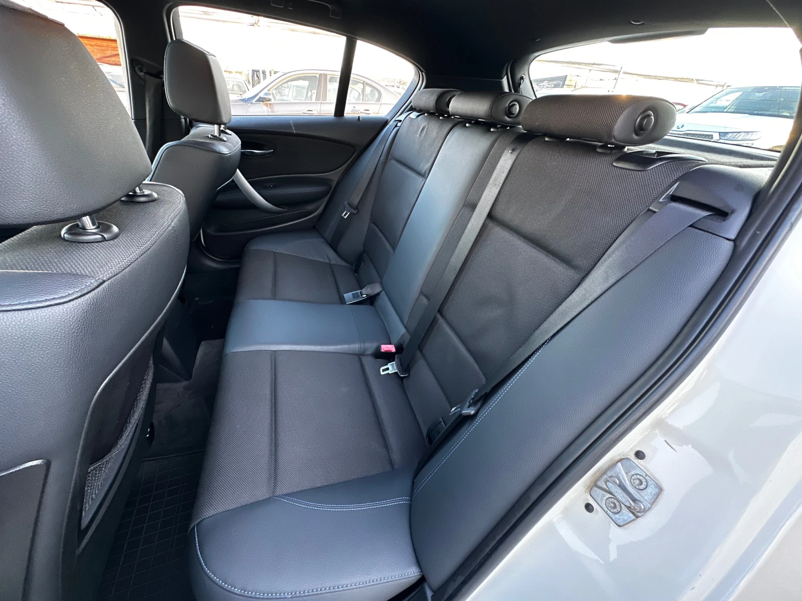 BMW 123 D 204�.�* M-pack* Edition* ������� ������ | Mobile.bg � ����������� 16