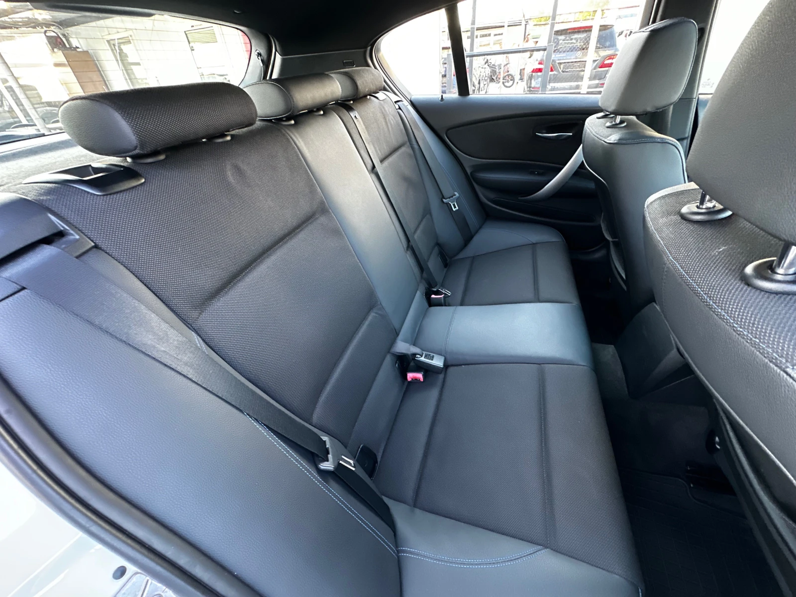 BMW 123 D 204�.�* M-pack* Edition* ������� ������ | Mobile.bg � ����������� 15