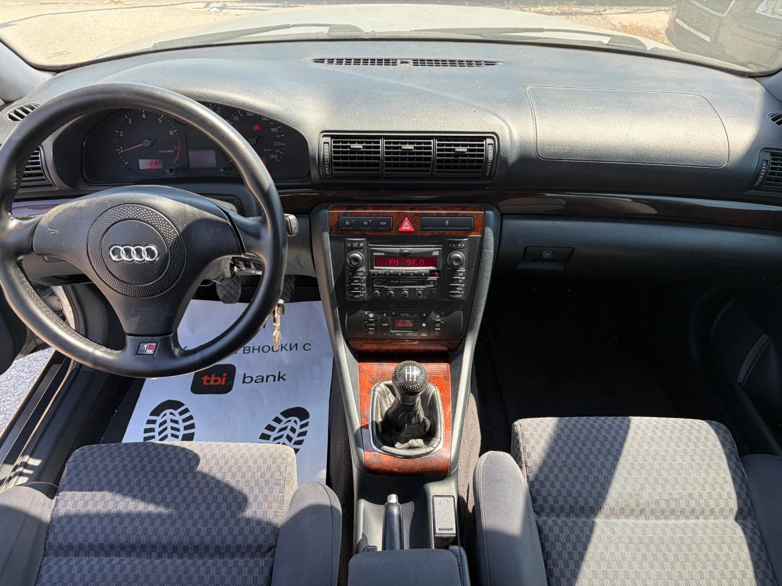 Audi A4 1.8i Avant GAZ, снимка 9 - Автомобили и джипове - 55816384