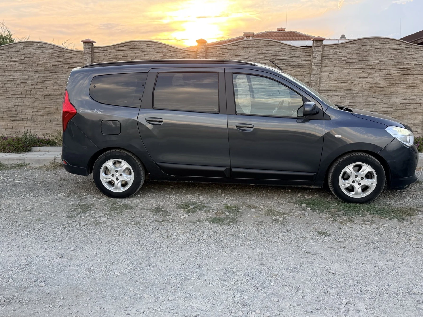 Dacia Lodgy 6+ 1