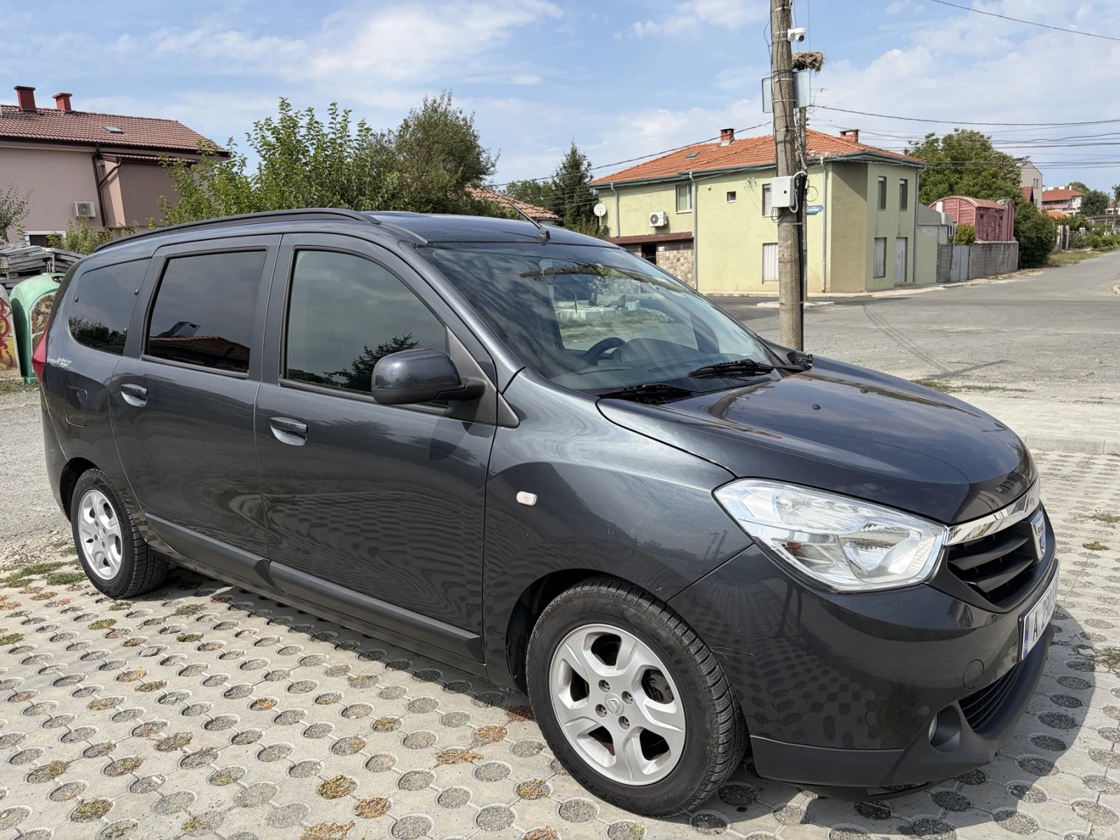 Dacia Lodgy 6+ 1, снимка 3 - Автомобили и джипове - 55948983