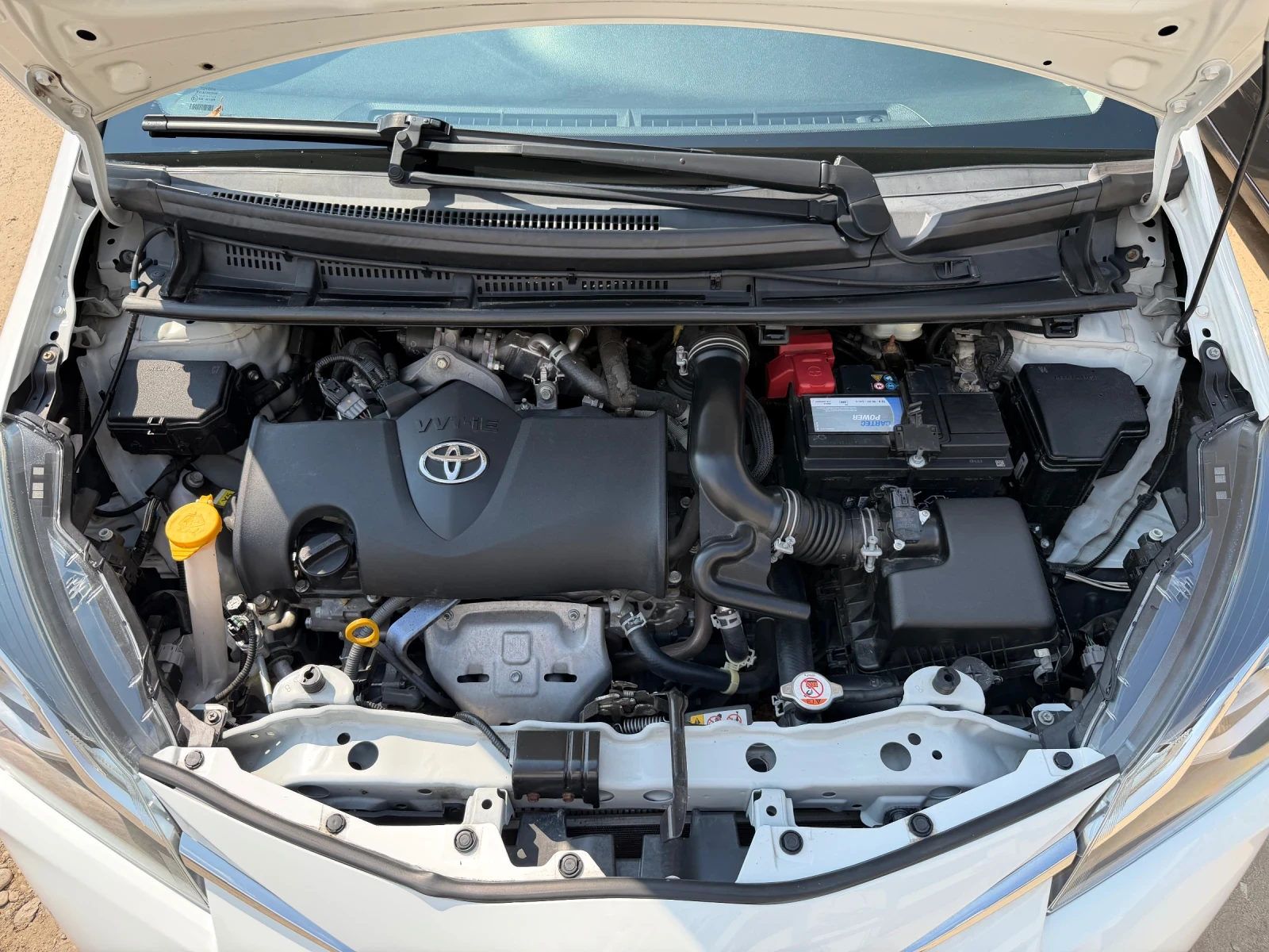 Toyota Yaris 1.5 VVT-iE, снимка 17 - Автомобили и джипове - 55979037