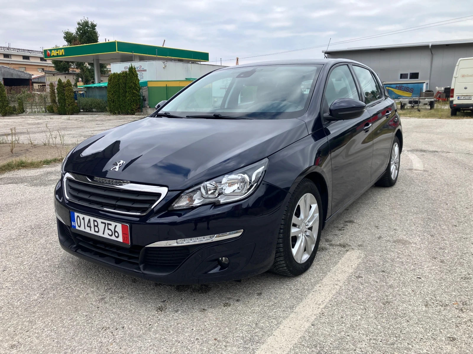 Peugeot 308 1.6HDI-NAVI, снимка 13 - Автомобили и джипове - 56057793