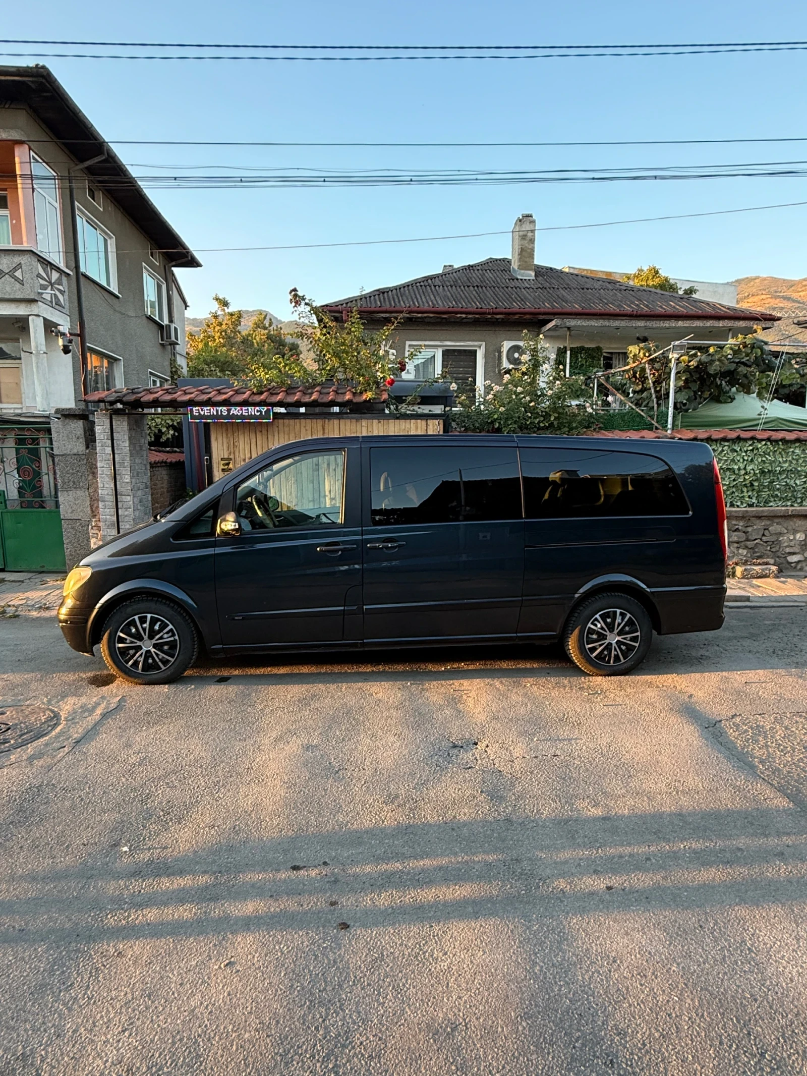 Mercedes-Benz Viano 2.2 CDI 150 К.С TREND DSG , снимка 4 - Автомобили и джипове - 56122035