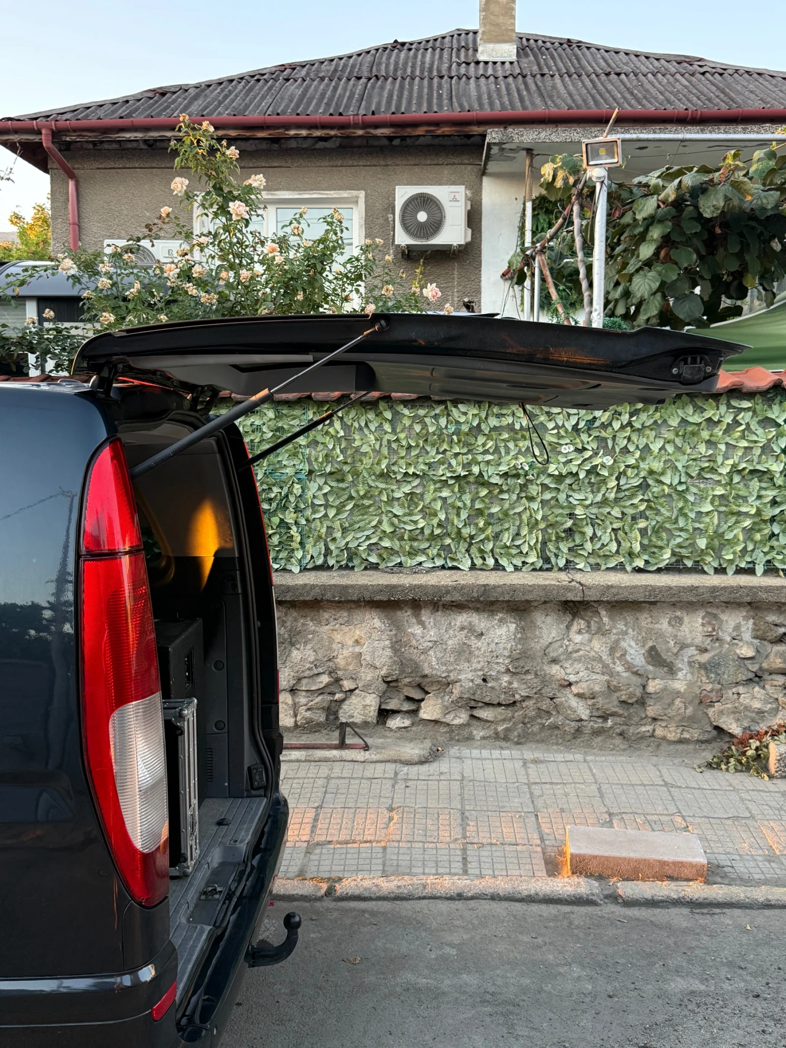Mercedes-Benz Viano 2.2 CDI 150 К.С TREND DSG , снимка 10 - Автомобили и джипове - 56122035