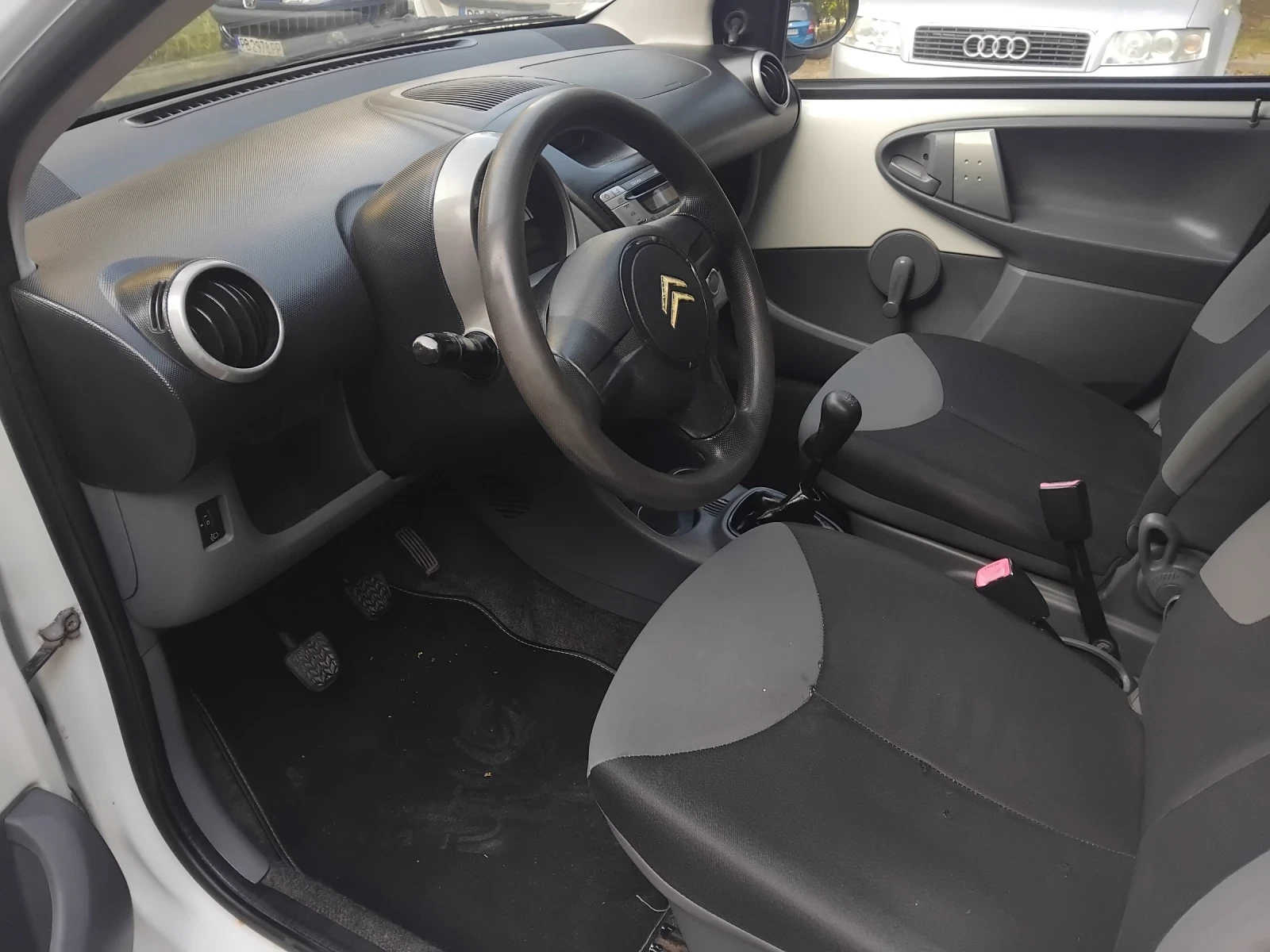 Citroen C1 1.0//КЛИМА//ЕКО 3, снимка 10 - Автомобили и джипове - 56464366