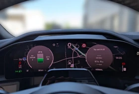 Porsche Cayenne ELECTRIC/PANO/BOSE/Park Assist, снимка 13