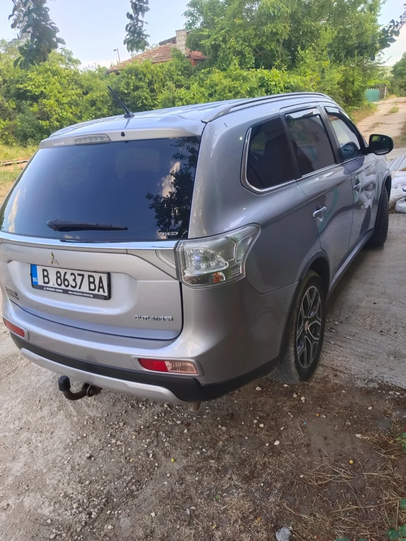 Mitsubishi Outlander, снимка 2 - Автомобили и джипове - 48619078