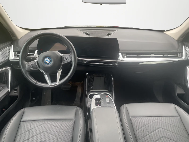 BMW X1 xDrive30e, снимка 7 - Автомобили и джипове - 51891430