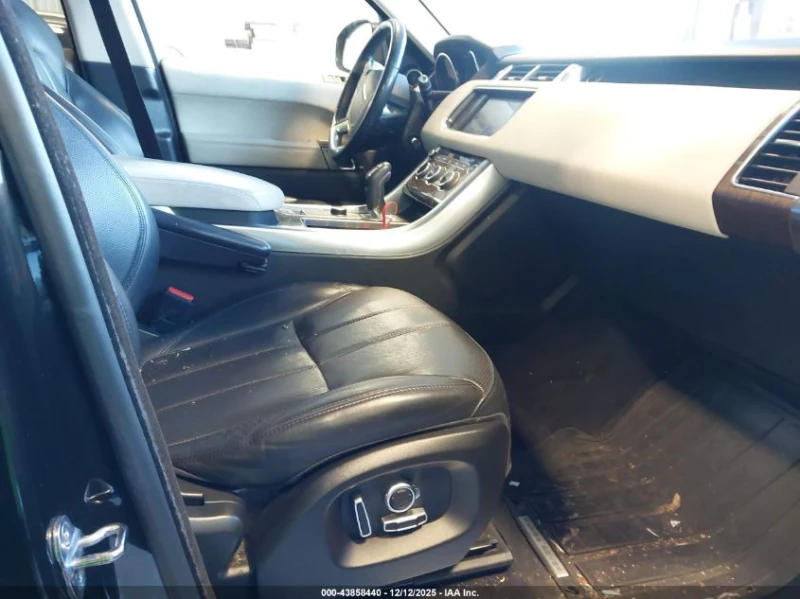 Land Rover Range Rover Sport 3l 3.0L V6 Turbocharged Diesel Hse Td6, снимка 5 - Автомобили и джипове - 53587388