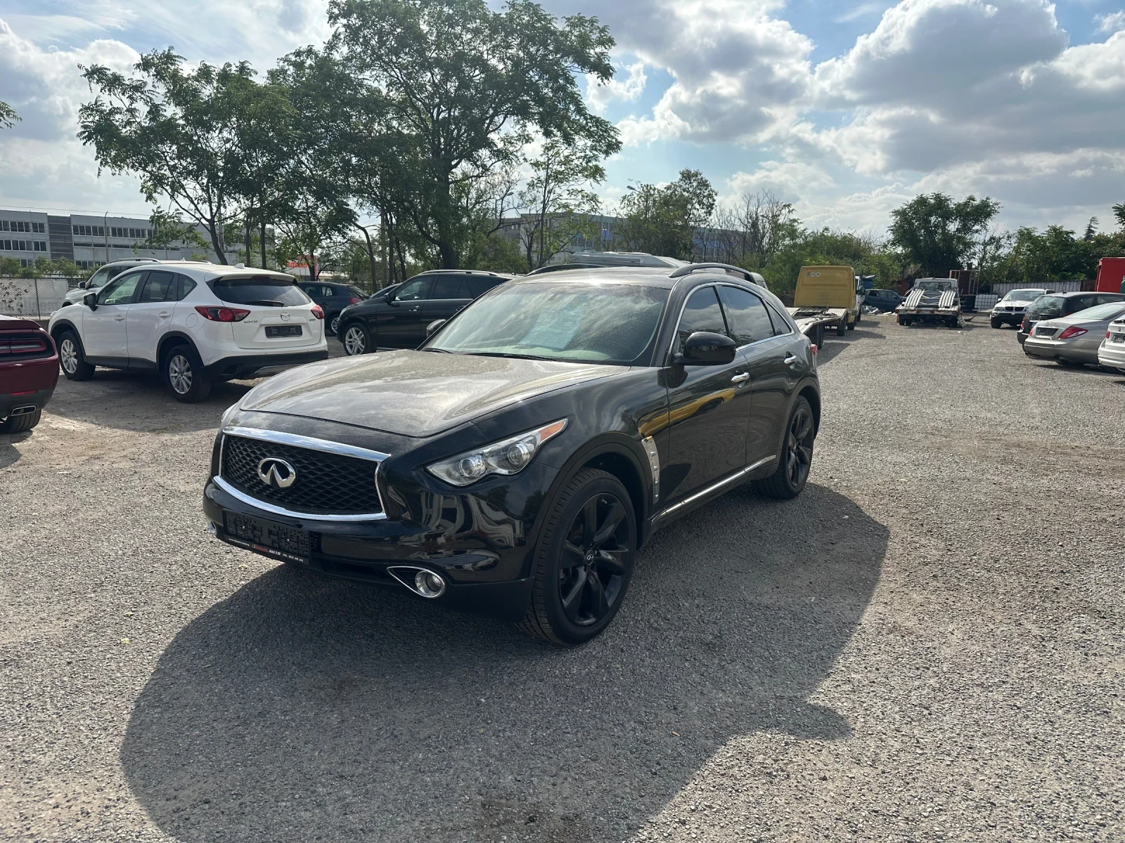 Infiniti QX70  - изображение 2