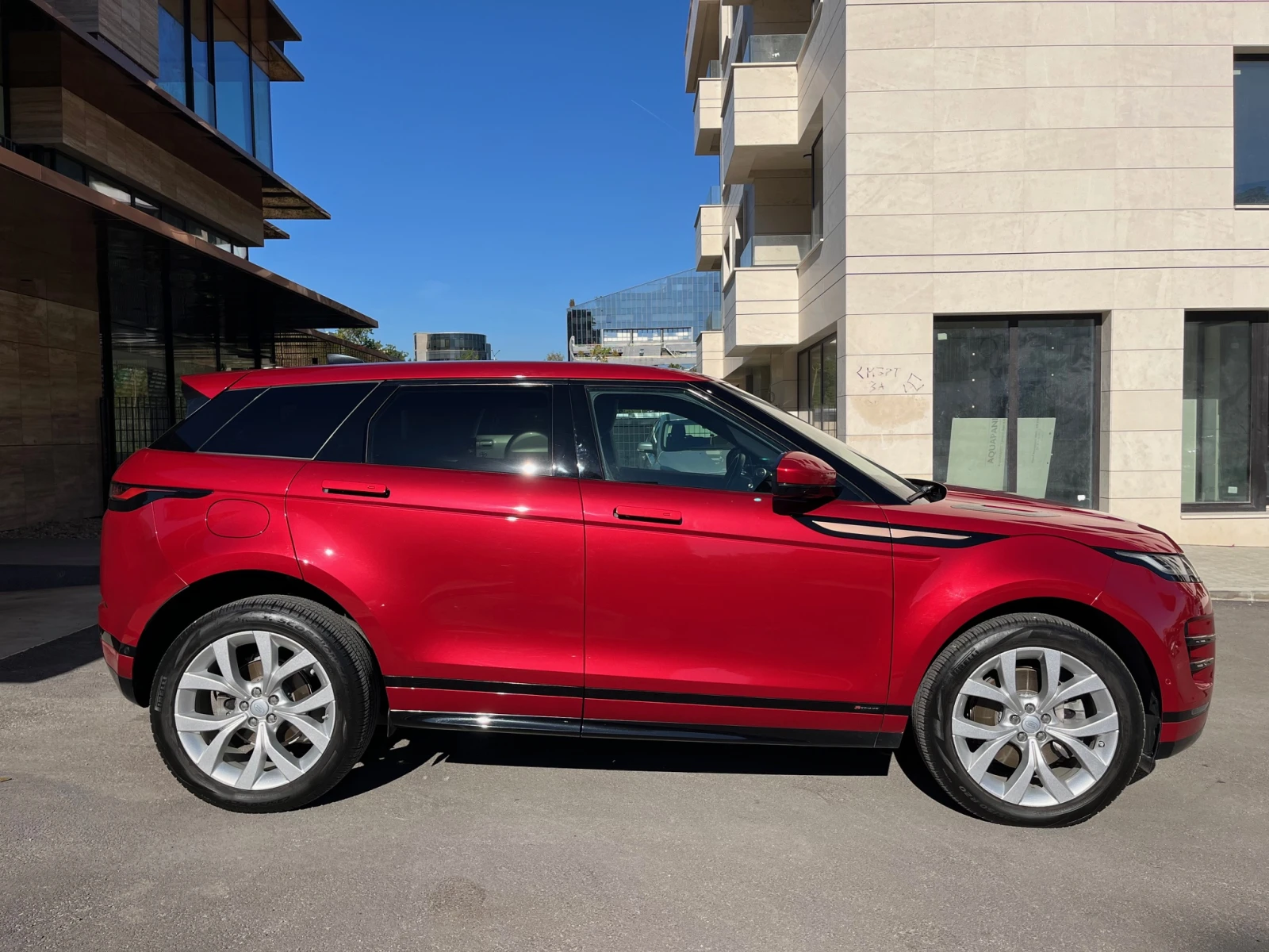 Land Rover Range Rover Evoque Dynamic SE - изображение 5