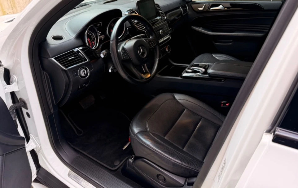 Mercedes-Benz GLE 350d Coupe AMG Line 4Matic - изображение 8
