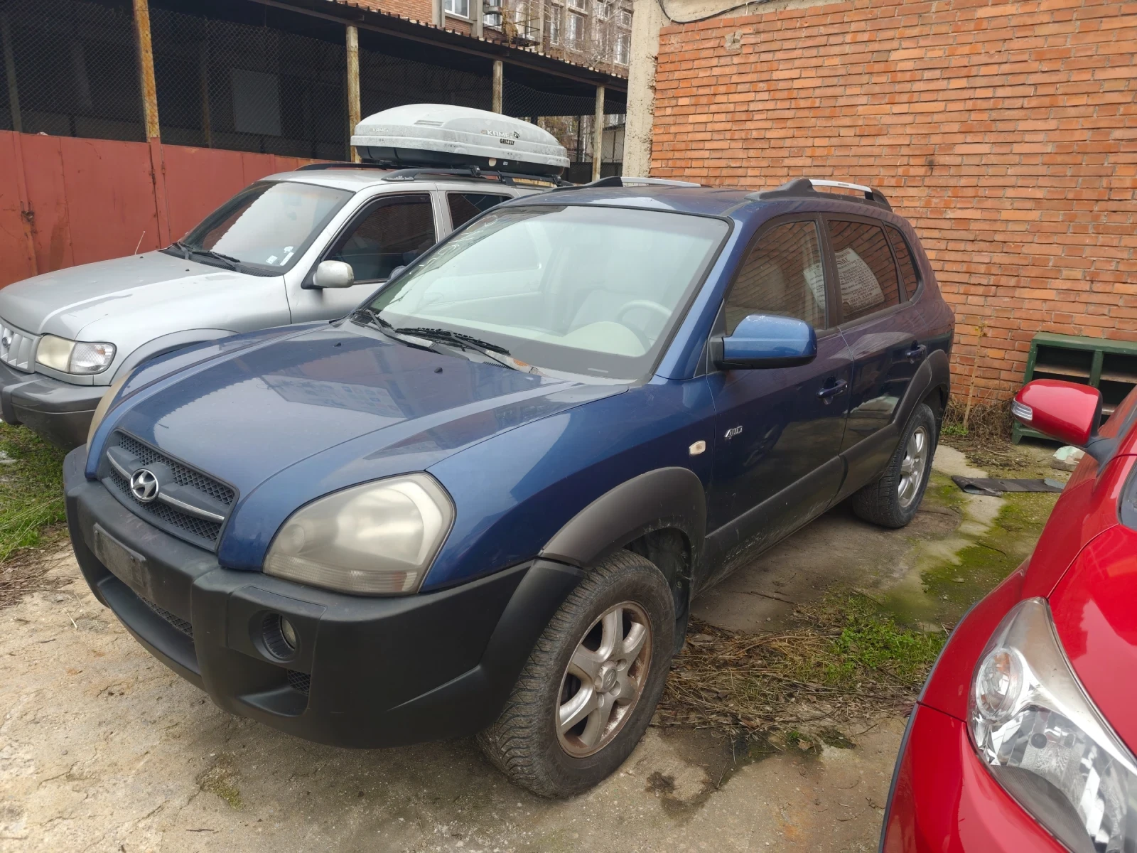 Hyundai Tucson 2.0crdi 4x4 automatic  - изображение 2