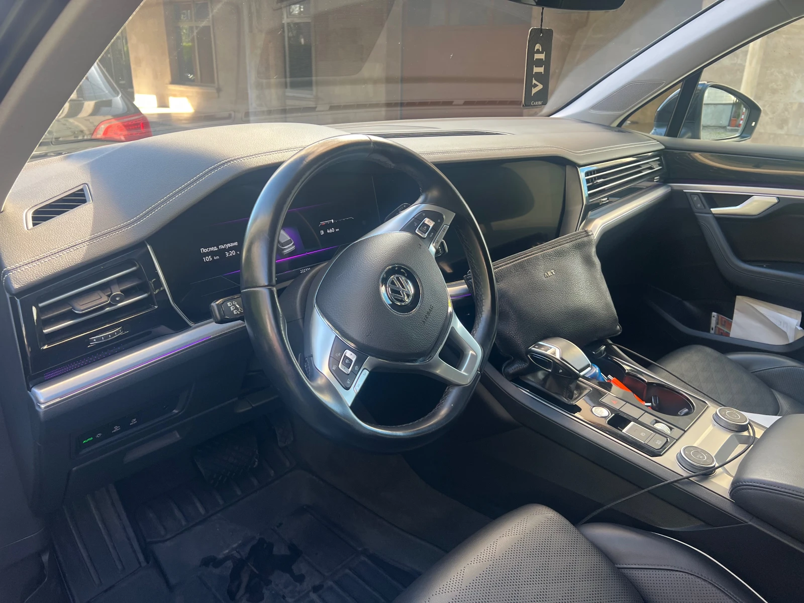 VW Touareg, снимка 12 - Автомобили и джипове - 54841272