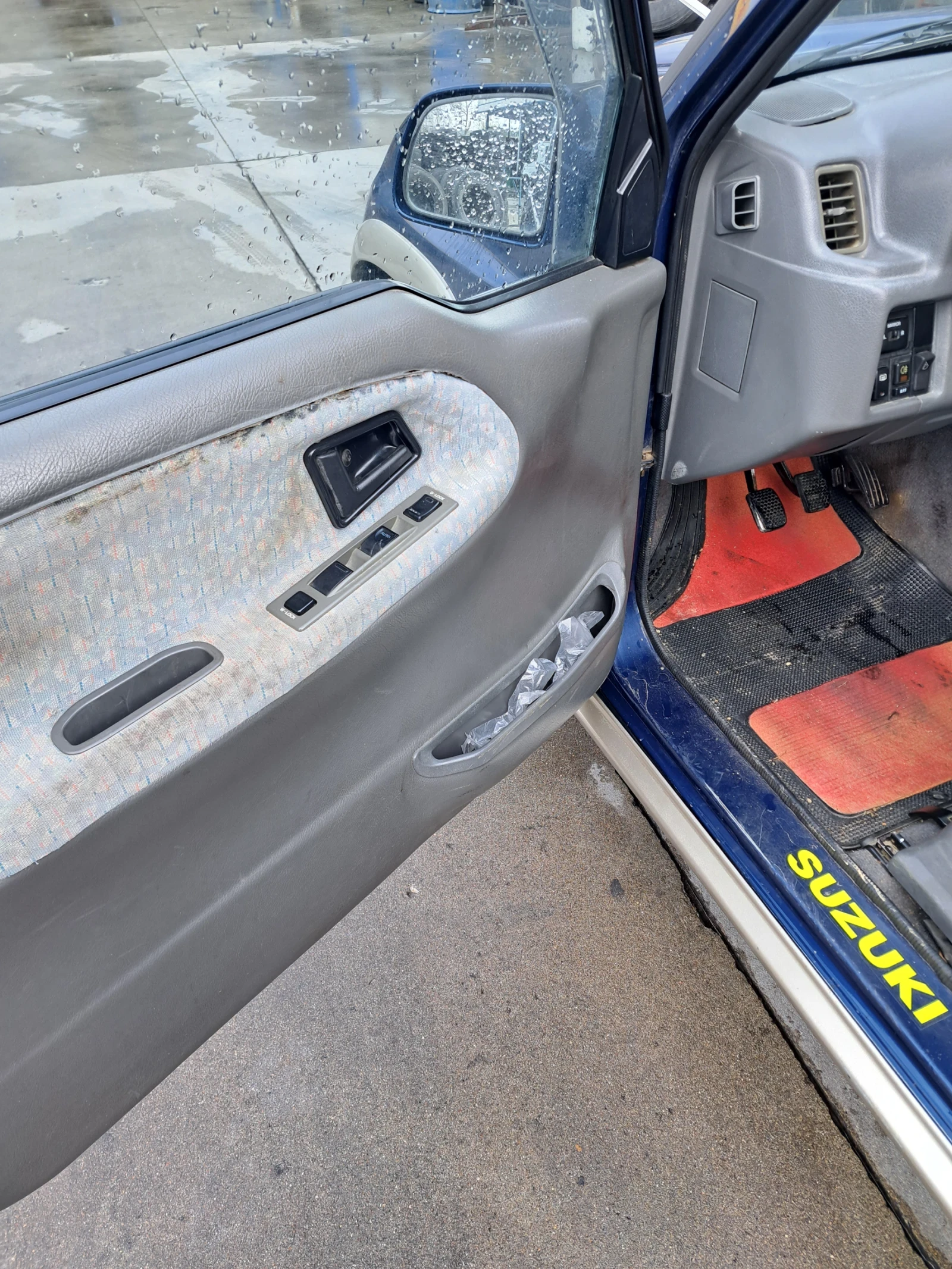 Suzuki Vitara 1.9 TDI, снимка 6 - Автомобили и джипове - 54075444