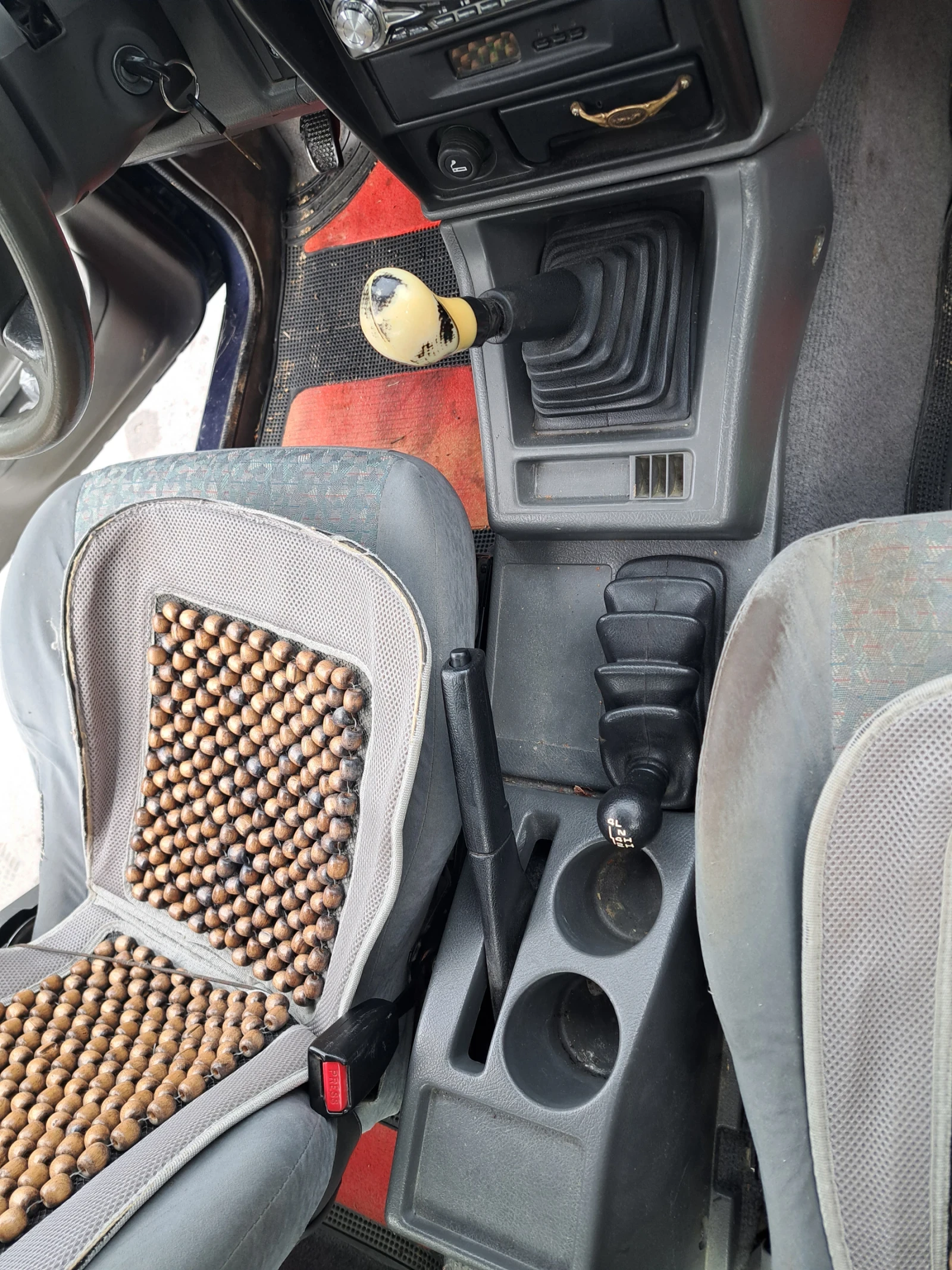 Suzuki Vitara 1.9 TDI, снимка 9 - Автомобили и джипове - 54075444